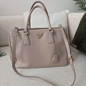 Prada Large Galleria Double Zip Tote in Saffiano Leather